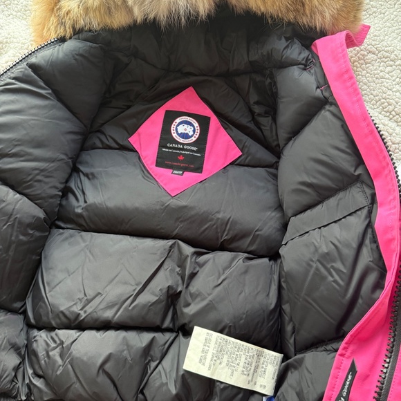 Canada Goose Chilliwack Bomber – Women’s XXS (Summit Pink) - Picture 6 of 8